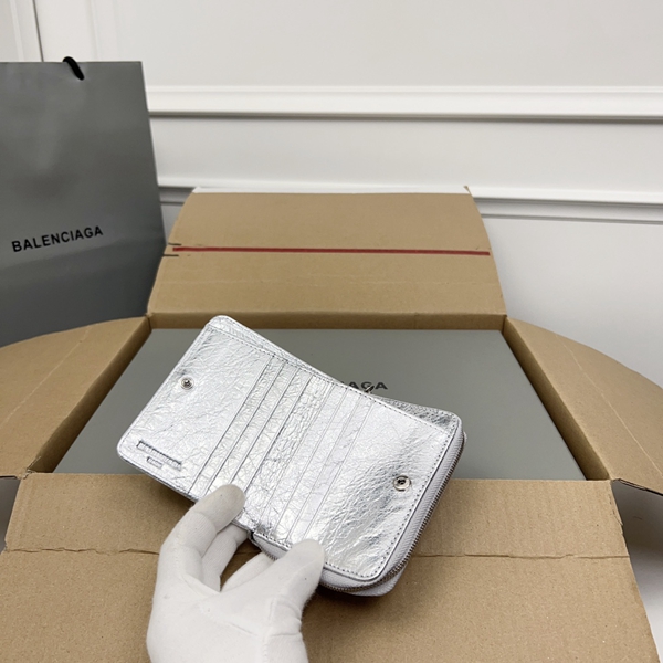 超激安ブランド財布偽物素材ディテール